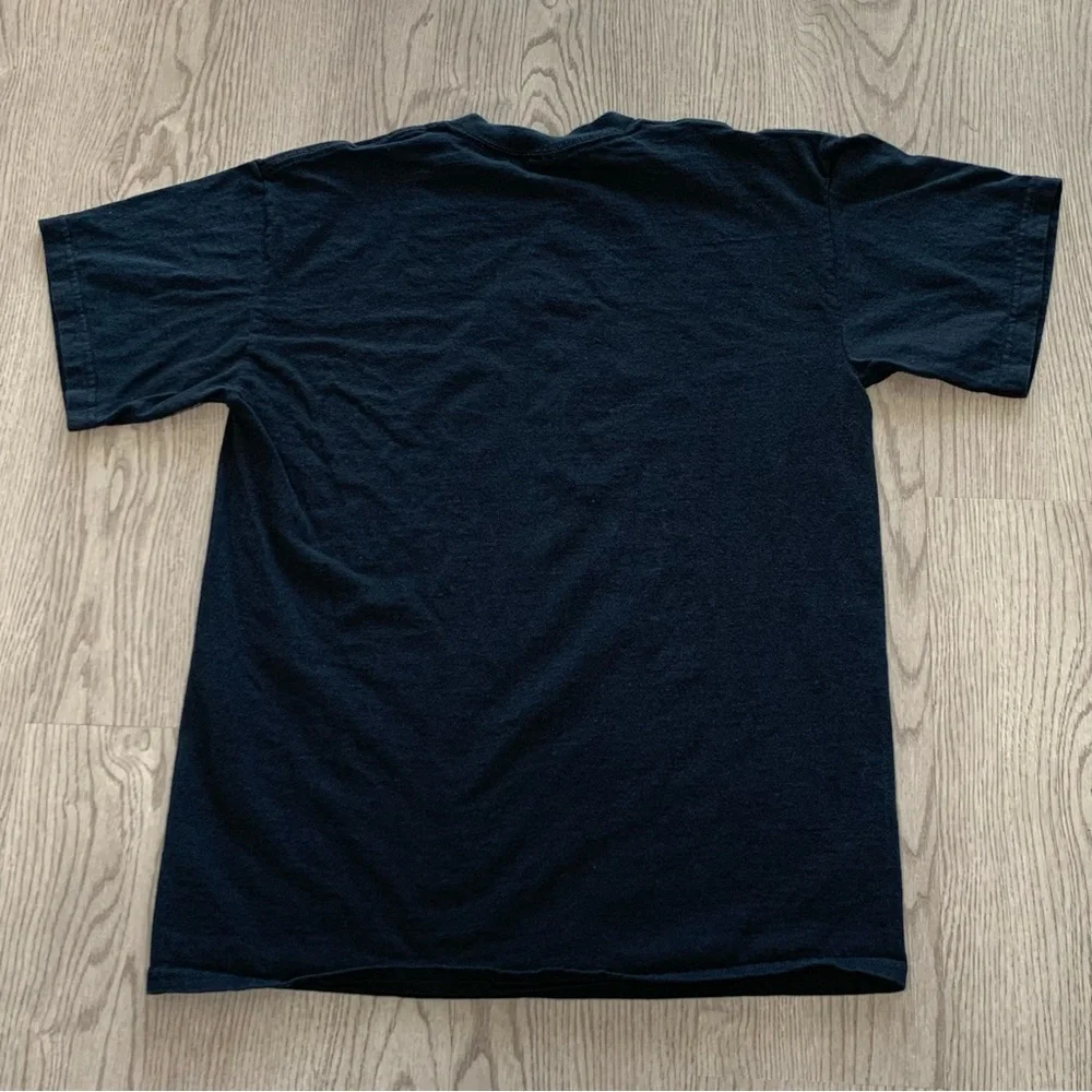 Devil Got Five Black Band Tee Medium Headphones‎ Grunge Y2K 2000s Skater - Picture 3 of 4